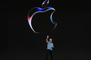 After more than a decade leading Apple, Tim Cook will hand over the CEO role to hardware chief John Ternus, signaling a new era of innovation and continuity for the iPhone maker