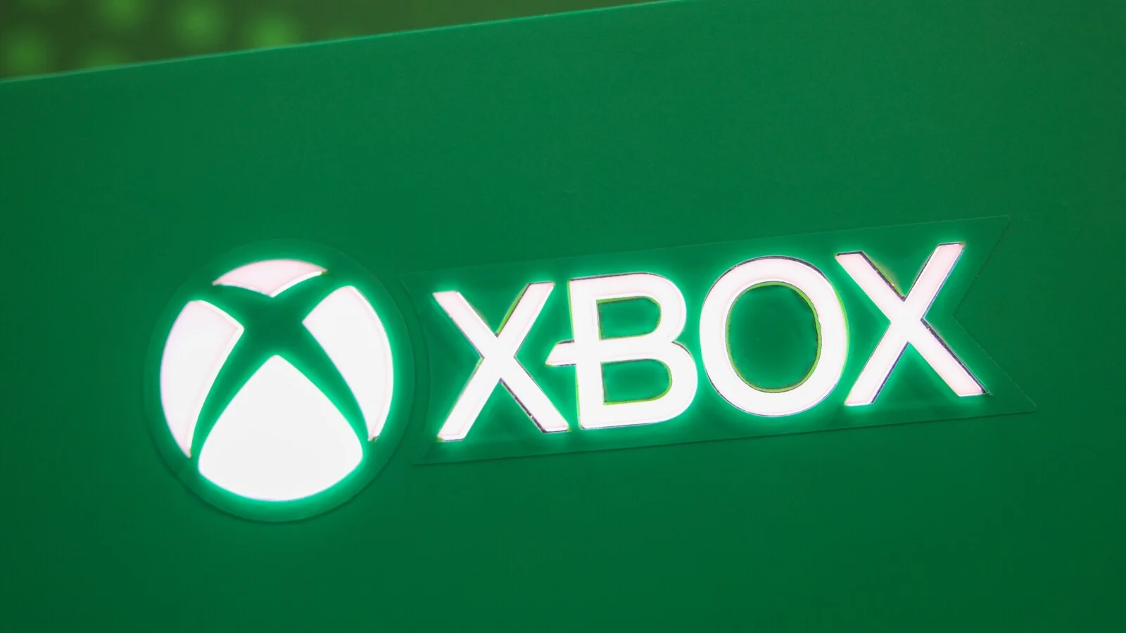 Xbox server down, Xbox Outage: Users Struggle to Access Accounts and Play Games Amid Ongoing Issues