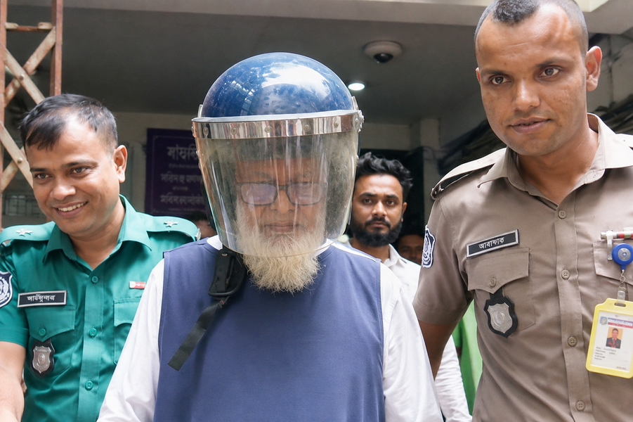 Nasa Group Chairman Nazrul Islam Majumder Shown Arrested in Gulshan Van Driver Shooting Case