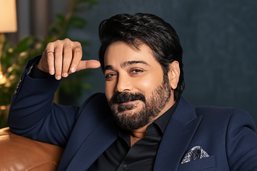 Prosenjit Chatterjee Takes on a Doctor’s Role in ‘Doctor Kaku’