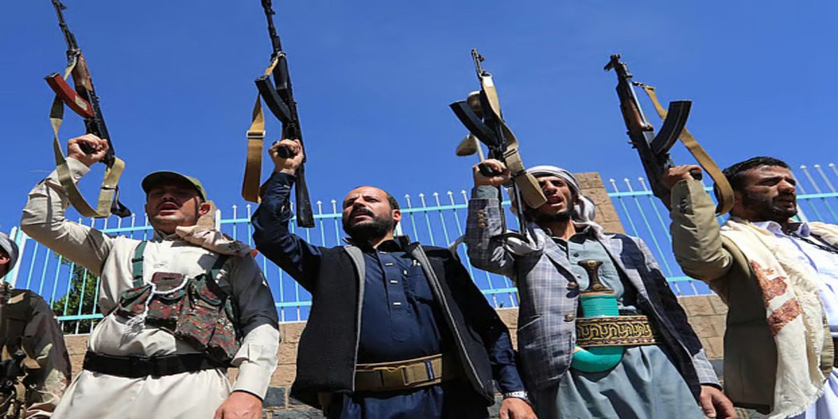 Saudi Arabia, UAE Renew Yemen Cooperation as Houthi Advances Raise Regional Tensions